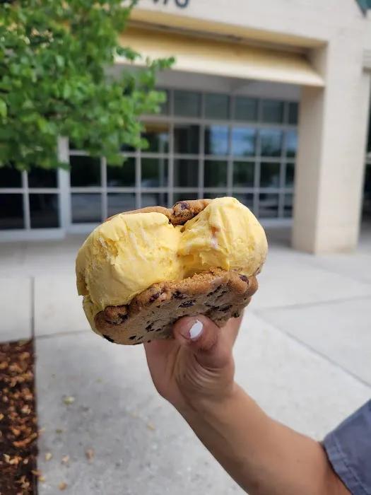 The Meadows Original Frozen Custard Picture 7