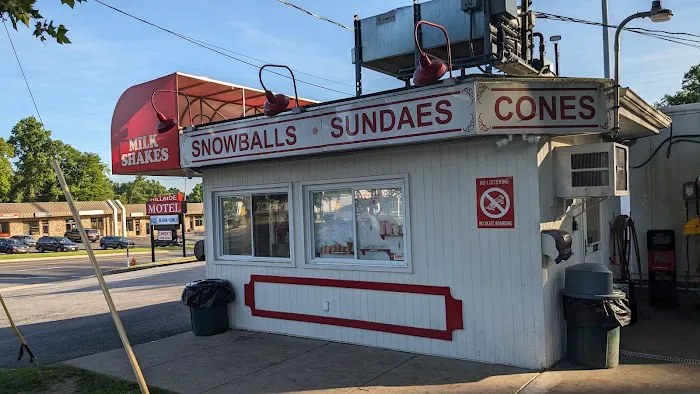 Cindy's Soft Serve Picture 6