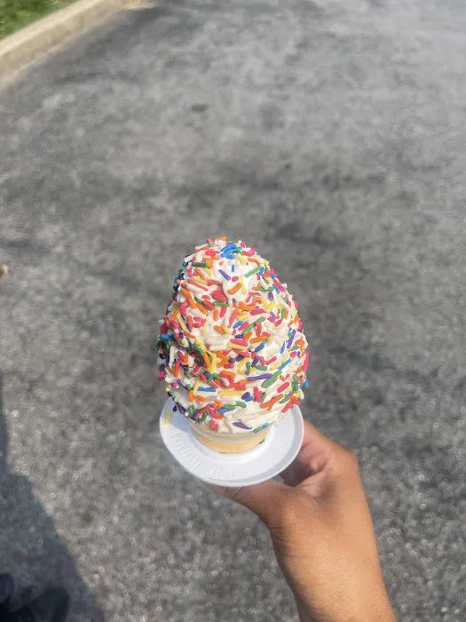 Cindy's Soft Serve Picture 7
