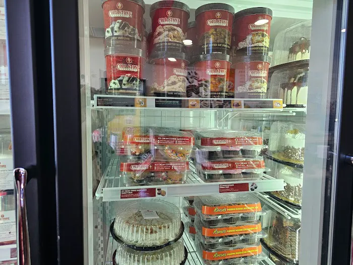 Cold Stone Creamery Picture 6