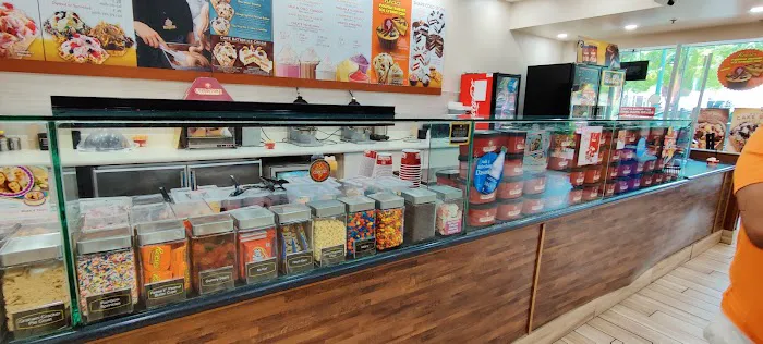 Cold Stone Creamery Picture 1