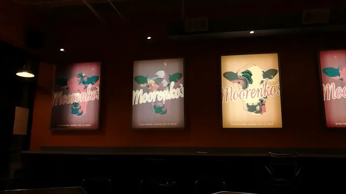 Moorenko's Ice Cream Café Picture 4