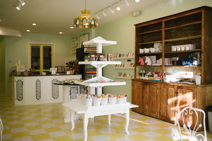 Lulabelle's Sweet Shop Picture 3
