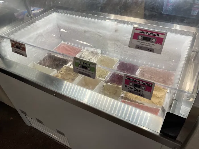 Taharka Brothers Ice Cream Picture 6