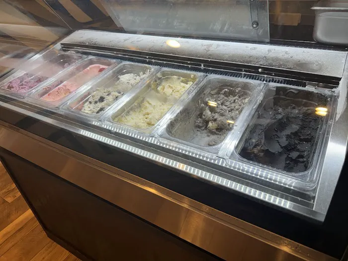 Black cow cookies and cream Picture 3