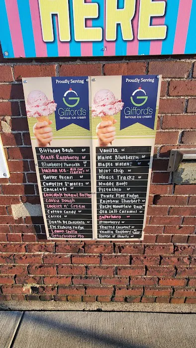 Scoopy Dooby's Ice Cream Picture 4