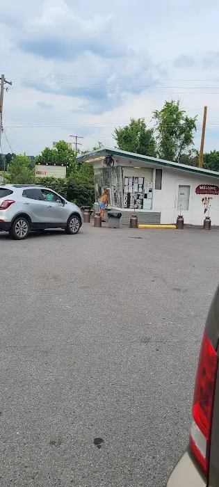 Lenox Dairy Bar Picture 6