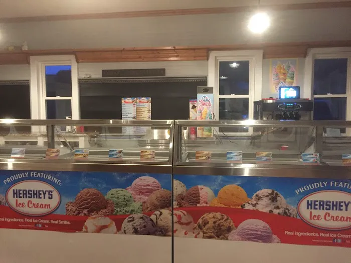 Schoolhouse Creamery Picture 7