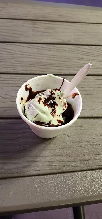 B&E Scoops and Slices Picture 1