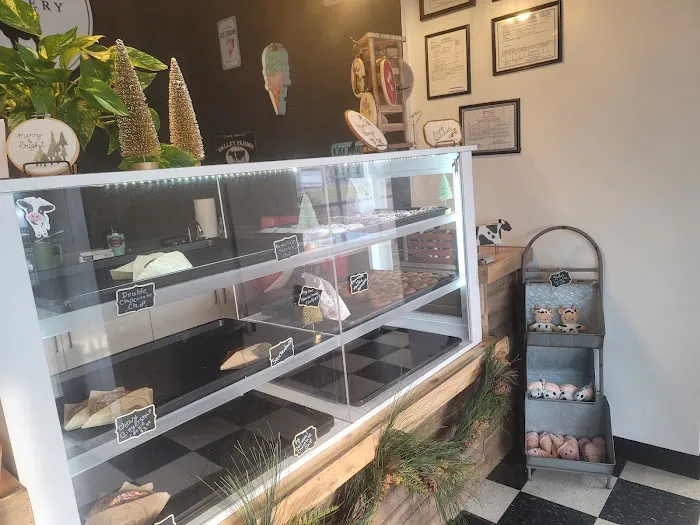 Hometown Creamery Picture 5