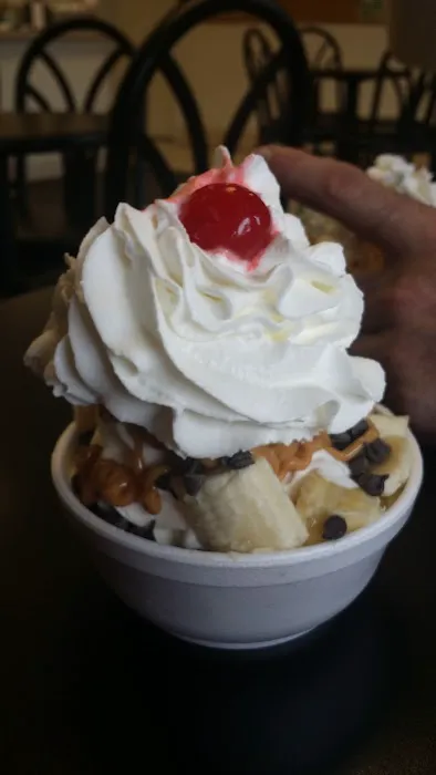 Trolley Shops Ice Cream Picture 1