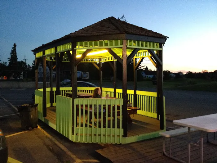 Lori's Corner Ice Cream Picture 9