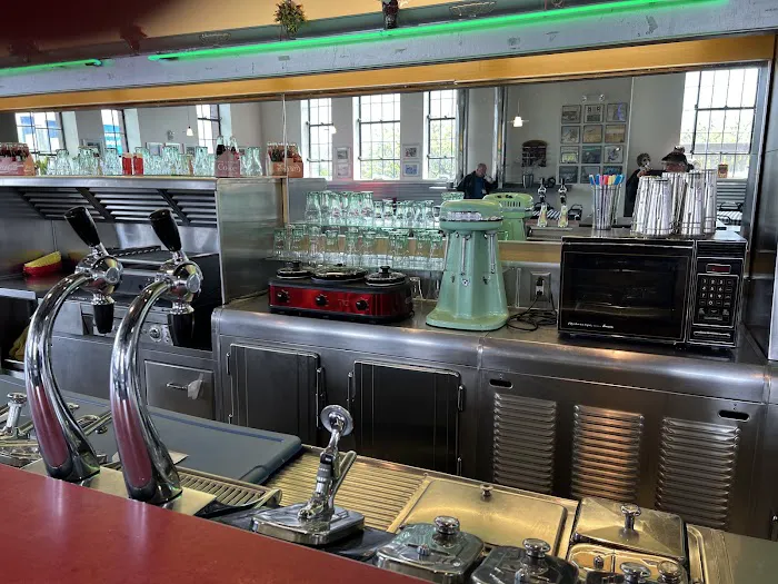 Hubcap Cafe Picture 3