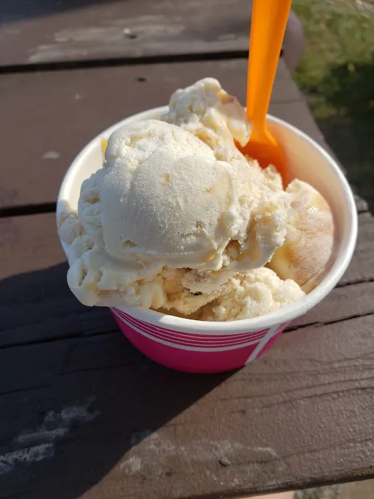 Bev's Dairy Treat Picture 4