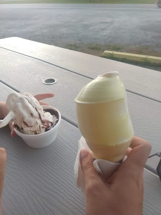 Treats R Us Picture 6
