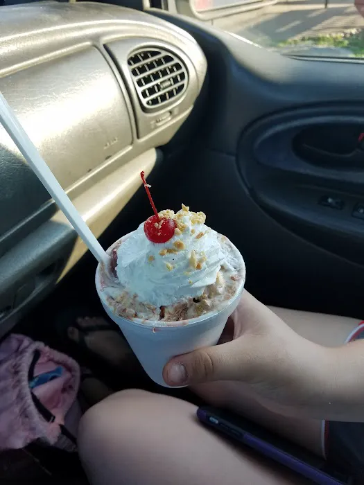 Treats R Us Picture 2