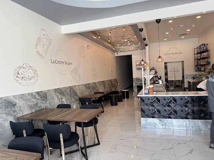 La Creme Roulee Picture 2
