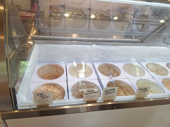 Jeni's Splendid Ice Creams Picture 4