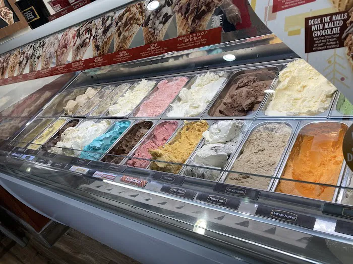 Cold Stone Creamery Picture 3