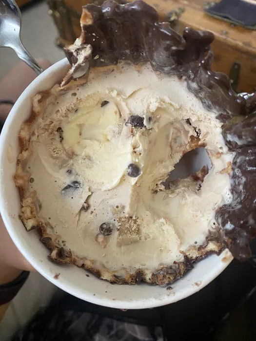 Cold Stone Creamery Picture 2