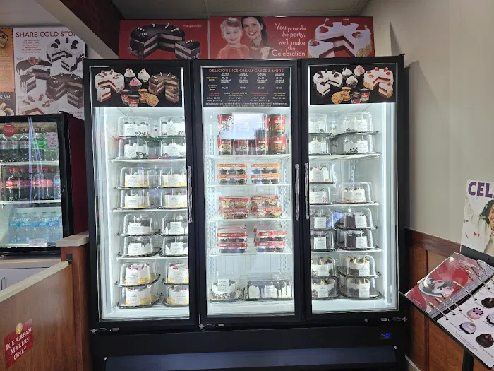 Cold Stone Creamery Picture 9