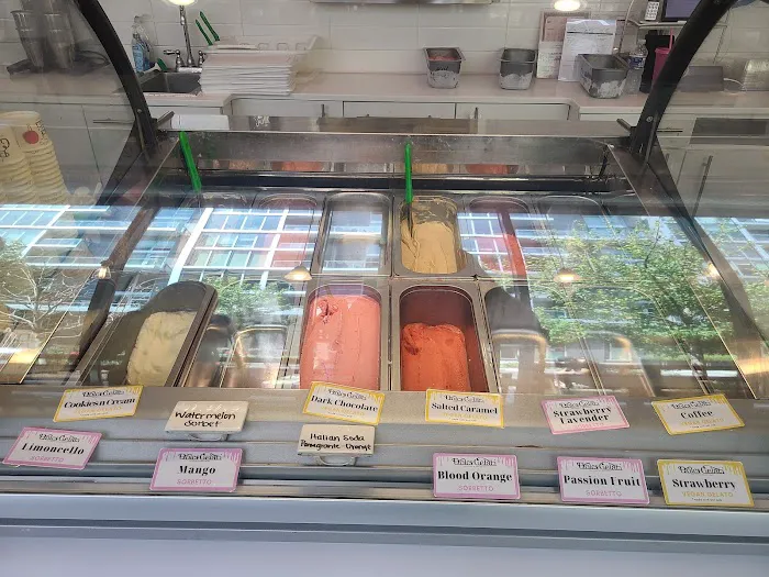 Dolci Gelati Cafe Picture 5