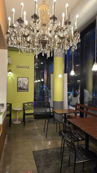 Dolci Gelati Cafe Picture 9