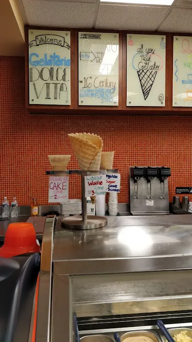 Gelateria Dolce Vita Picture 3