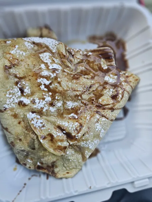 Crepe Lena Ice Cream & Funnel Cake Picture 5