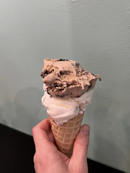 Luckys Coffee, Ice Cream & Candy Picture 10