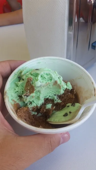 Beanie's Ice Cream-Candy Parlor Picture 2