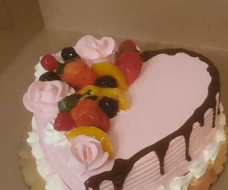 Tutti Frutas Ice Cream And Bakery