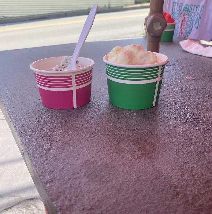 Fallbrook Ice Cream Picture 10