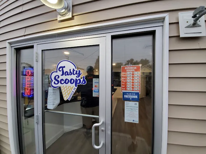 Tasty Scoops Ice Cream Parlor Picture 1