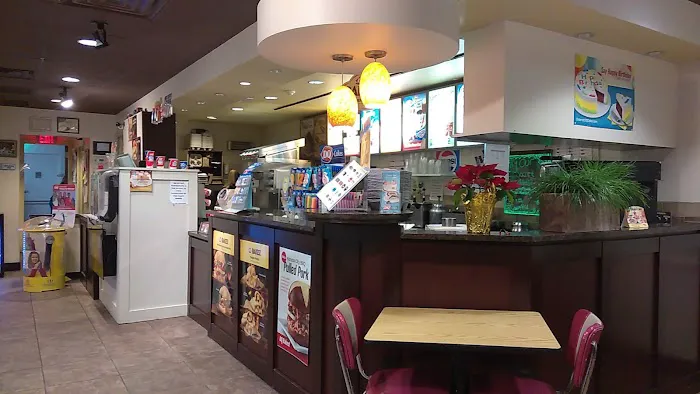 Dairy Queen (Treat) Picture 4