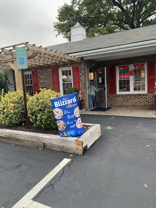 Dairy Queen (Treat) Picture 3