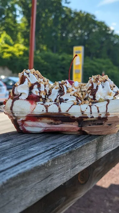 Kelly's Ice Cream Picture 5