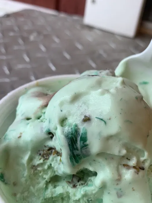 Kelly's Ice Cream Picture 2