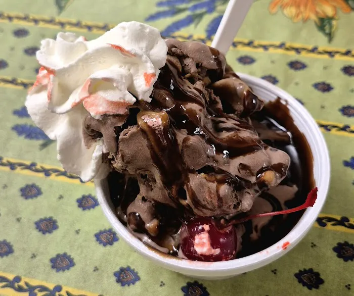 Kelly's Ice Cream Picture 7