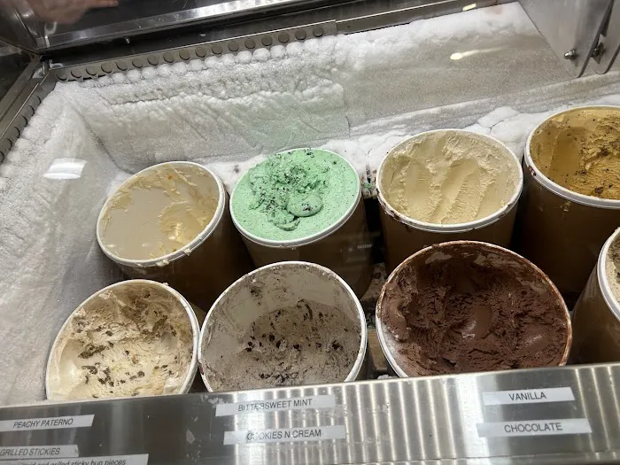 Hotel B Ice Cream Parlor Picture 2