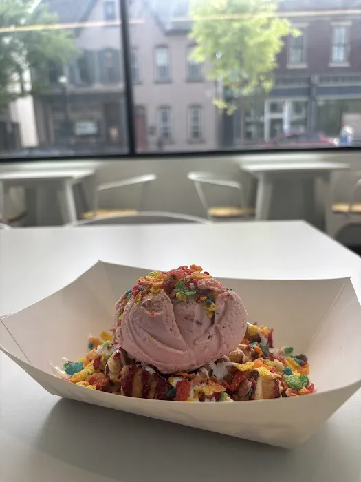 Wondaffle Waffles & Ice Cream Picture 3