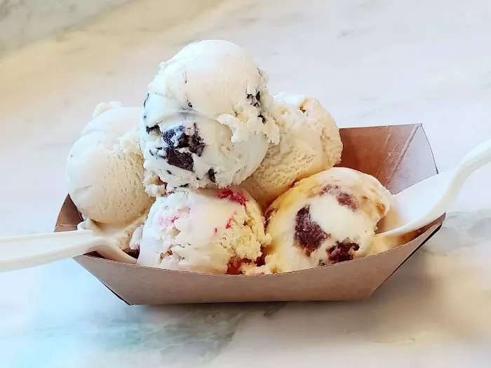 Owowcow Creamery Picture 3