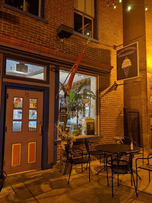 Bank Street Creamery Picture 9