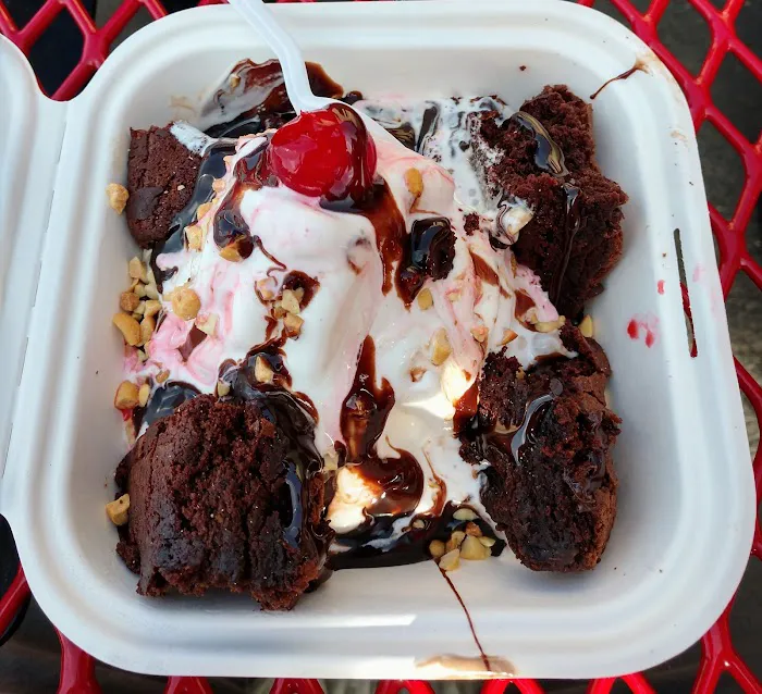 Heid's Sweet Treats Picture 6