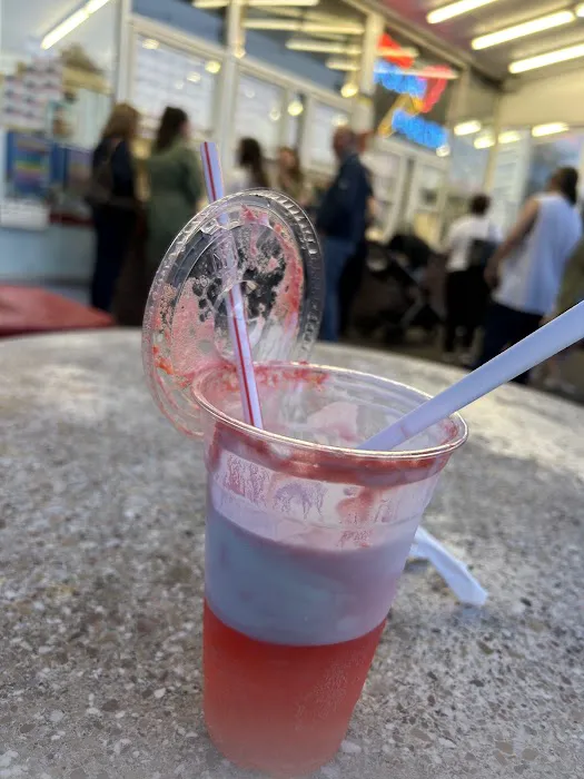 Peter's Polar Parlor Picture 4