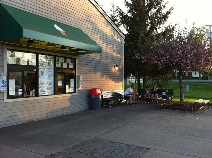 Kenny's Corner Ice Cream Picture 6