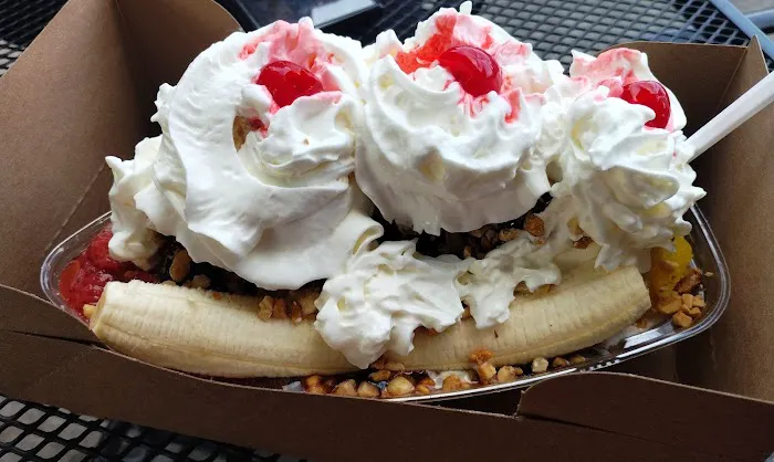 Plank Road Ice Cream Picture 3