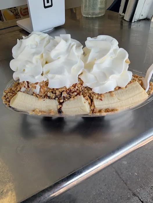 Cloud Nine Creamery and Cafe Picture 8