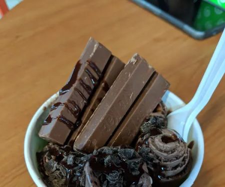 Roll Roll Ice Cream