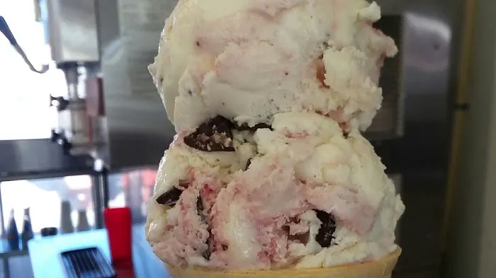 Dusty s Dairy Bar & Grill Picture 7